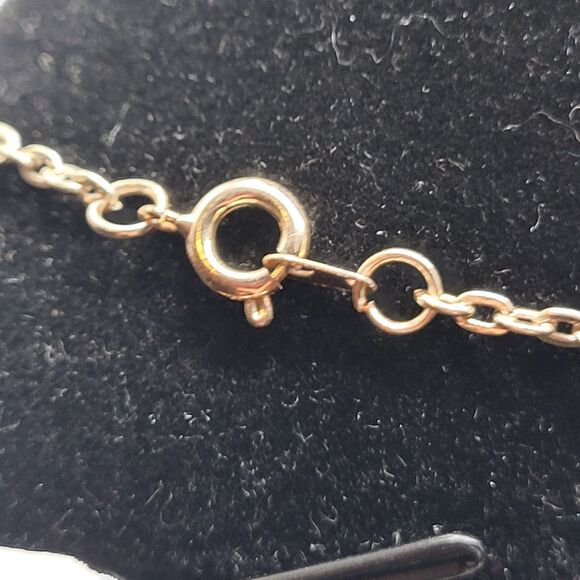 Beautiful Vitnage Cat Pendant Necklace 18in - Picture 3 of 3